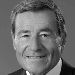 Über: Wolfgang Grupp